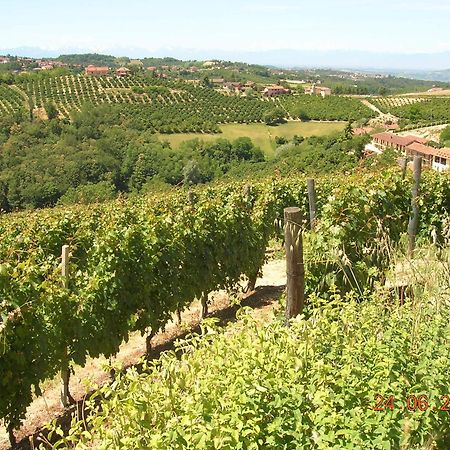 Tenuta Calabiana Diano dʼAlba Екстериор снимка