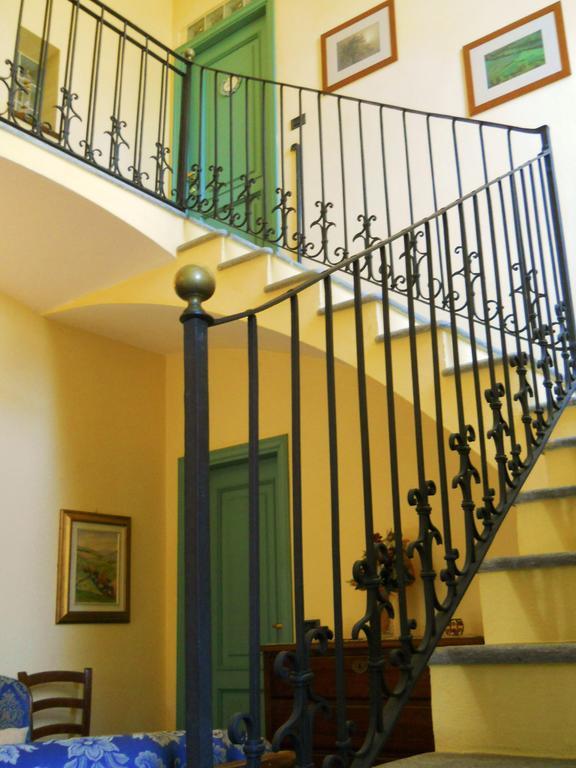 Tenuta Calabiana Diano dʼAlba Екстериор снимка