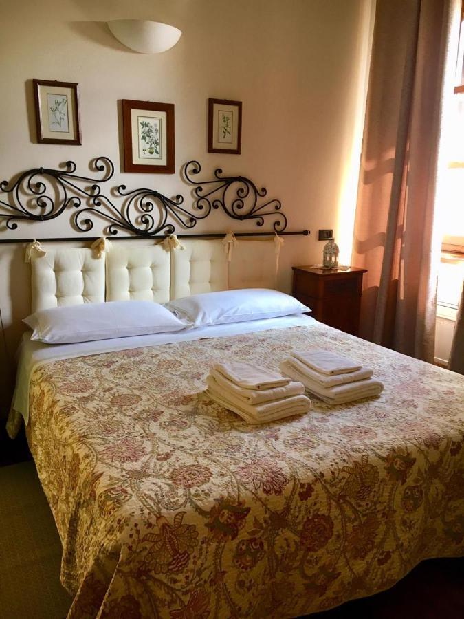 Tenuta Calabiana Diano dʼAlba Екстериор снимка