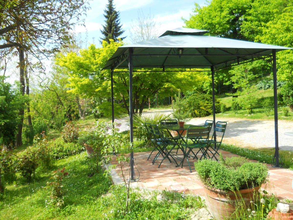 Tenuta Calabiana Diano dʼAlba Екстериор снимка